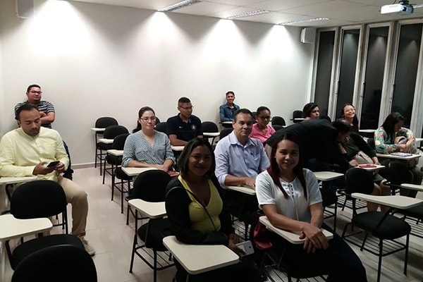 Alunos dos cursos de Administração e Ciências Contábeis visitam o Tribunal de Contas do Estado do Pará